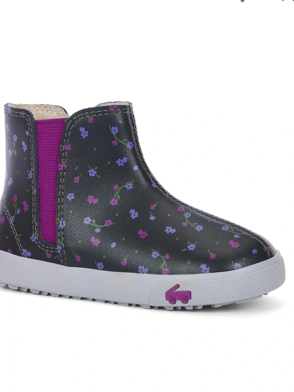 See Kai Run Keegan ll Black Floral Chelsea Boot NEW size 10 toddler